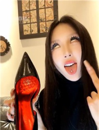 ֪�s��Ů���һ�ӽ�������ñ���ˣ���ֻ���ź�������ʱ��32����